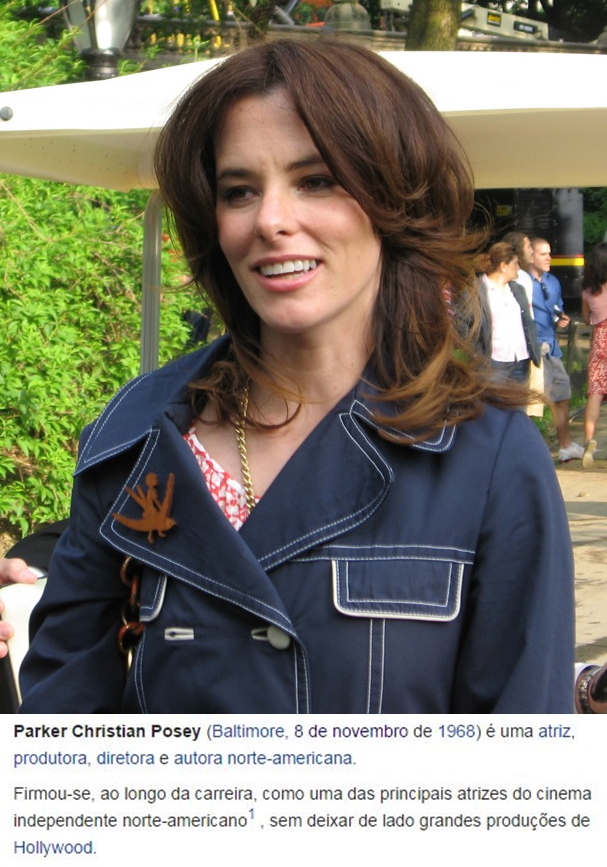 Parker_Posey_@_Fox_Upfronts_2007_02_(cropped)-vert