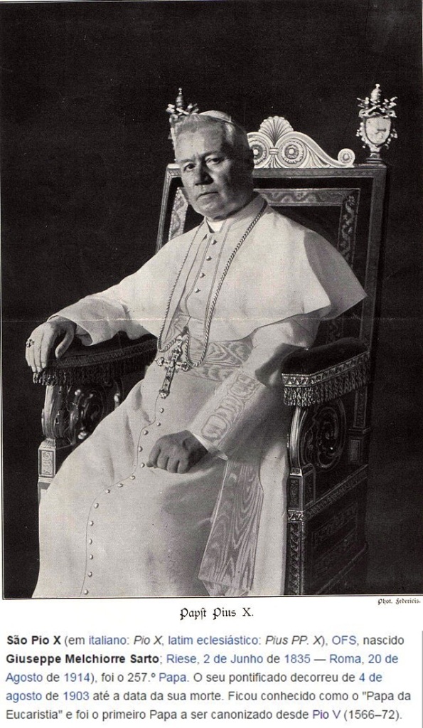 Papst_Pius-X-vert